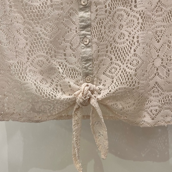 Kimchi Blue Lace Top - Picture 4 of 5